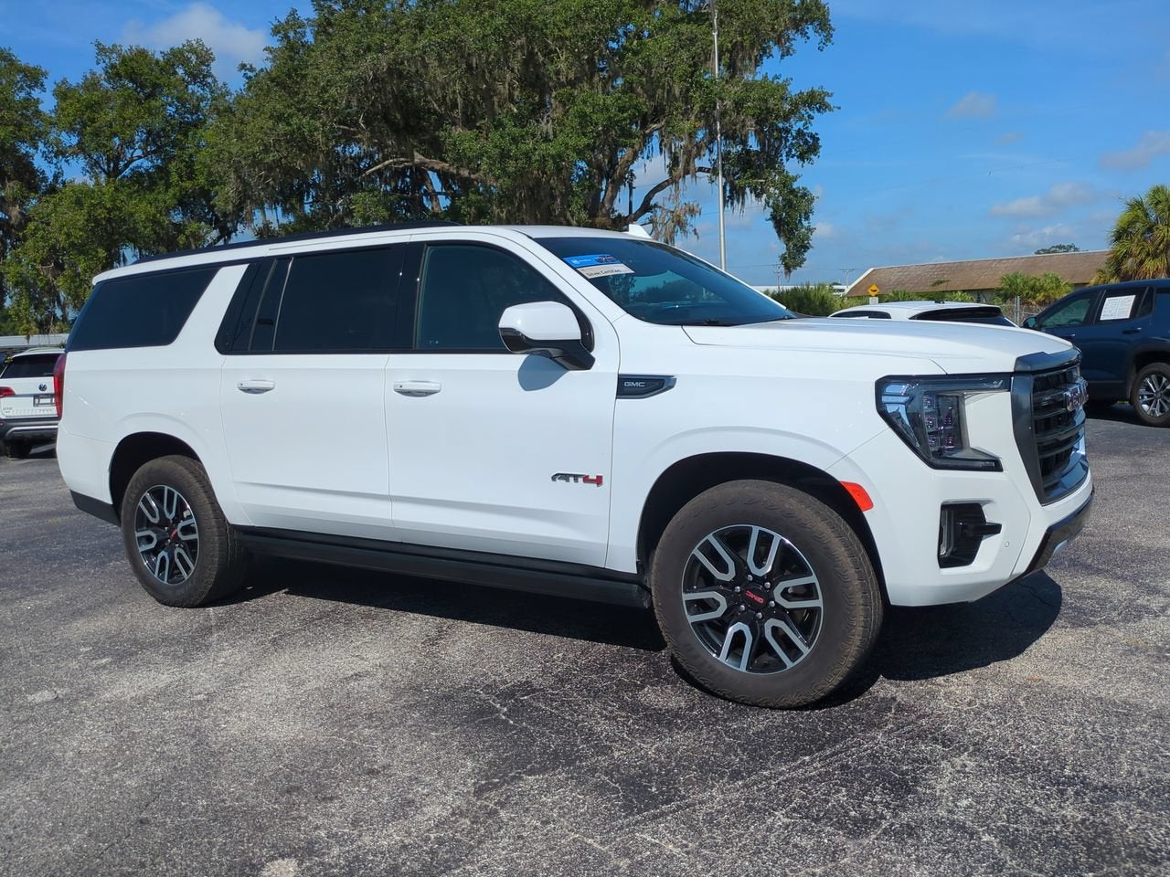 gmc yukon xl 2024 1GKS2HKL9RR325686 image gmc yukon xl 2024 1GKS2HKL9RR325686 image